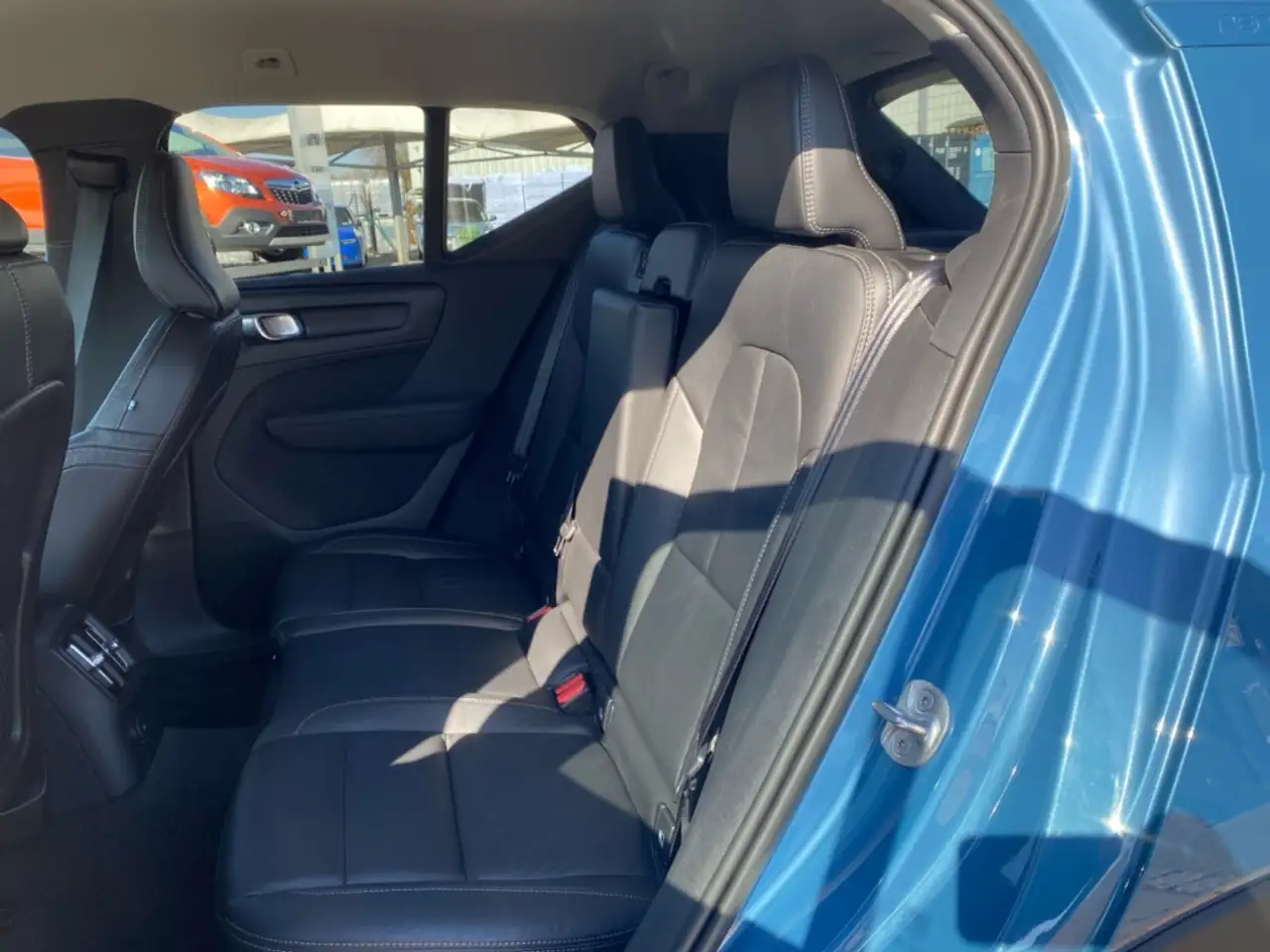 Volvo XC40 Plus Dark T5 Recharge Plug-In Hybrid StandHZG Navi, миниатюра 12