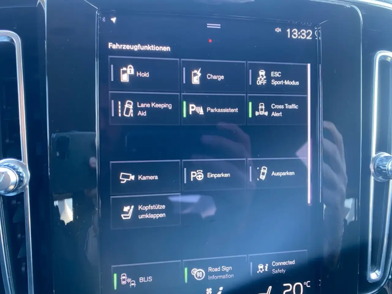 Volvo XC40 Plus Dark T5 Recharge Plug-In Hybrid StandHZG Navi, миниатюра 18