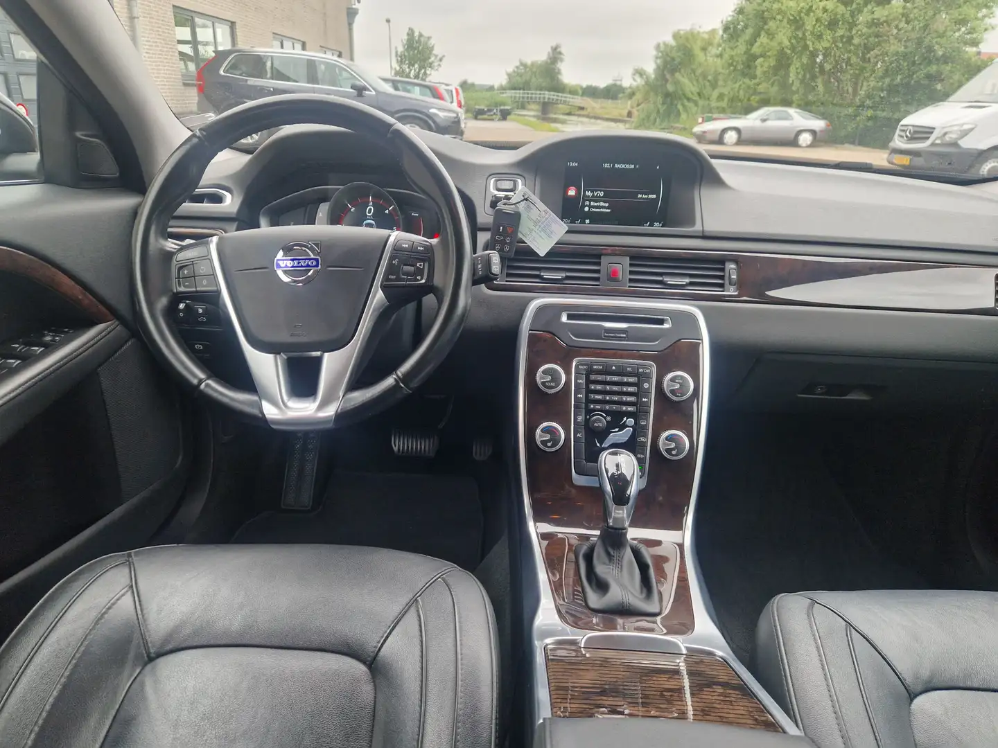 Volvo V70 2.0 D4 Nordic+ EURO 6 | 5 CILINDER | 1e EIGENAAR! Negro - 2