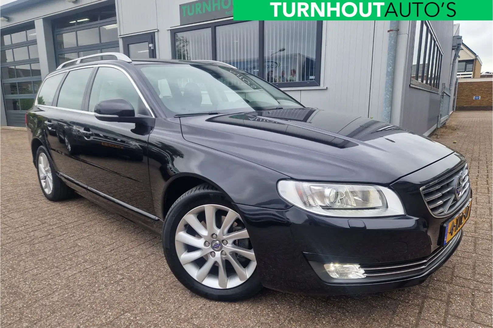 Volvo V70 2.0 D4 Nordic+ EURO 6 | 5 CILINDER | 1e EIGENAAR! Negro - 1