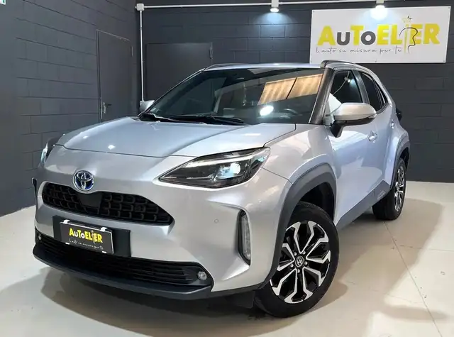 Toyota Yaris Yaris Cross Cross 1.5h Trend fwd 116cv e-cvt