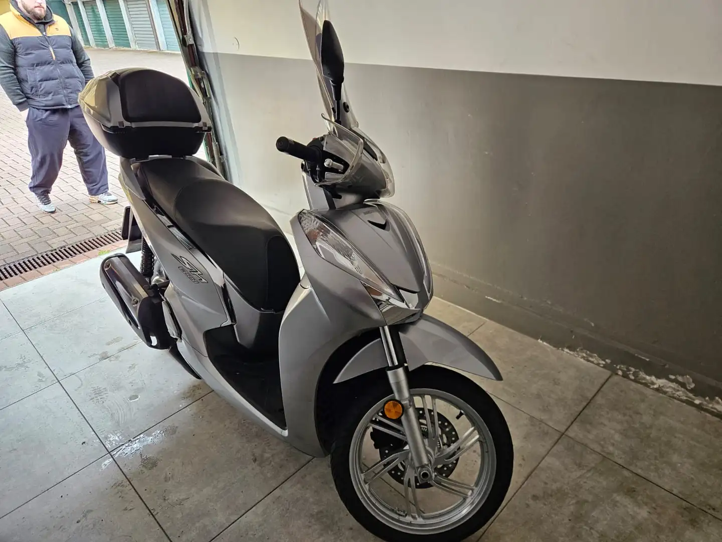 Honda SH 300 - 1