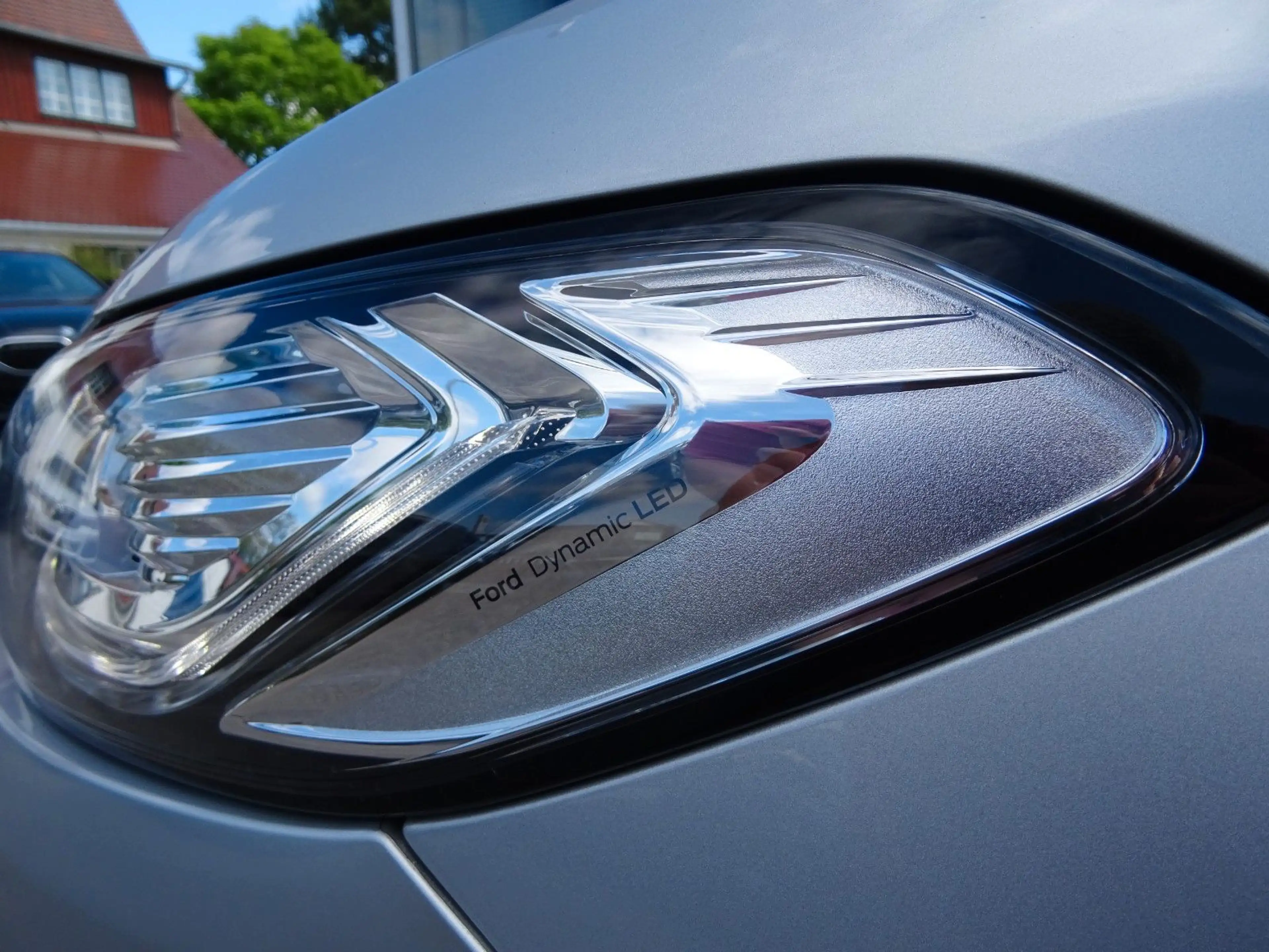 Ford Mondeo 2,0 TDCi Trend Turnier Pow.Shift Navi LED — photo 20