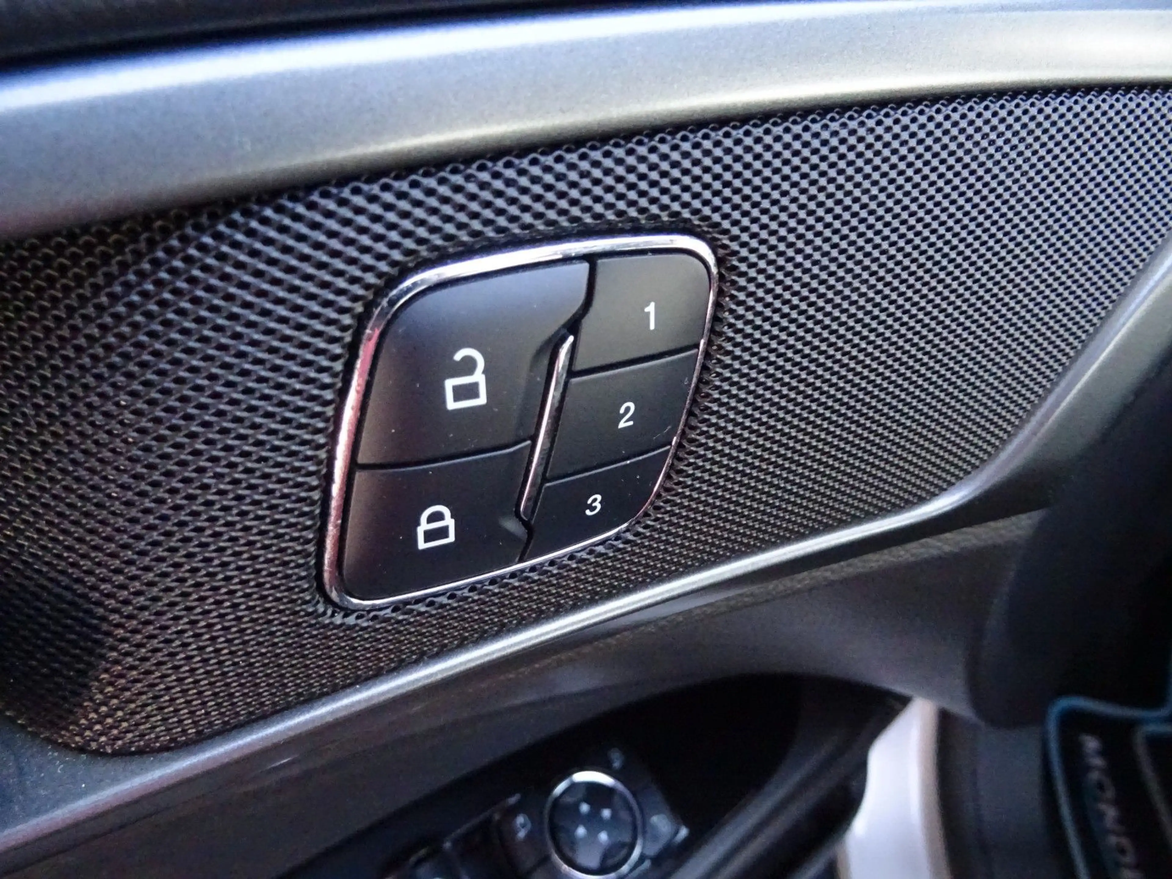 Ford Mondeo 2,0 TDCi Trend Turnier Pow.Shift Navi LED — photo 15