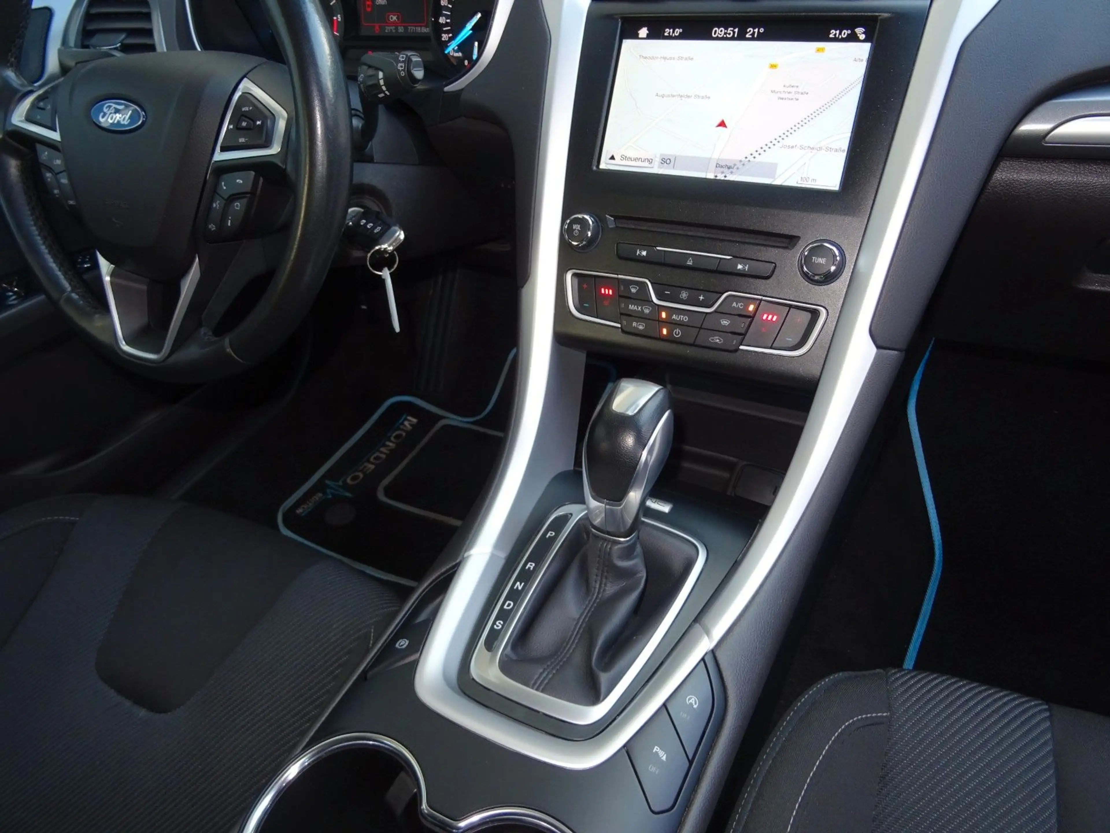 Ford Mondeo 2,0 TDCi Trend Turnier Pow.Shift Navi LED — photo 9