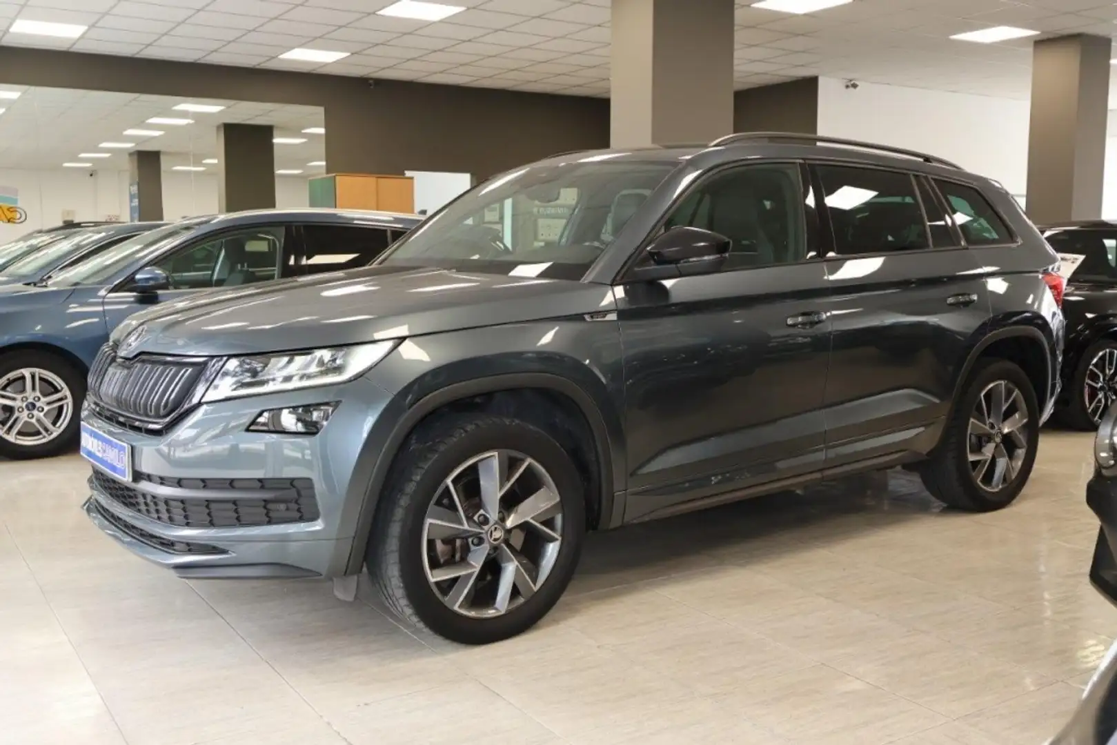Skoda Kodiaq 2.0 TSI Sportline 4x4 DSG 140kW Gris - 1