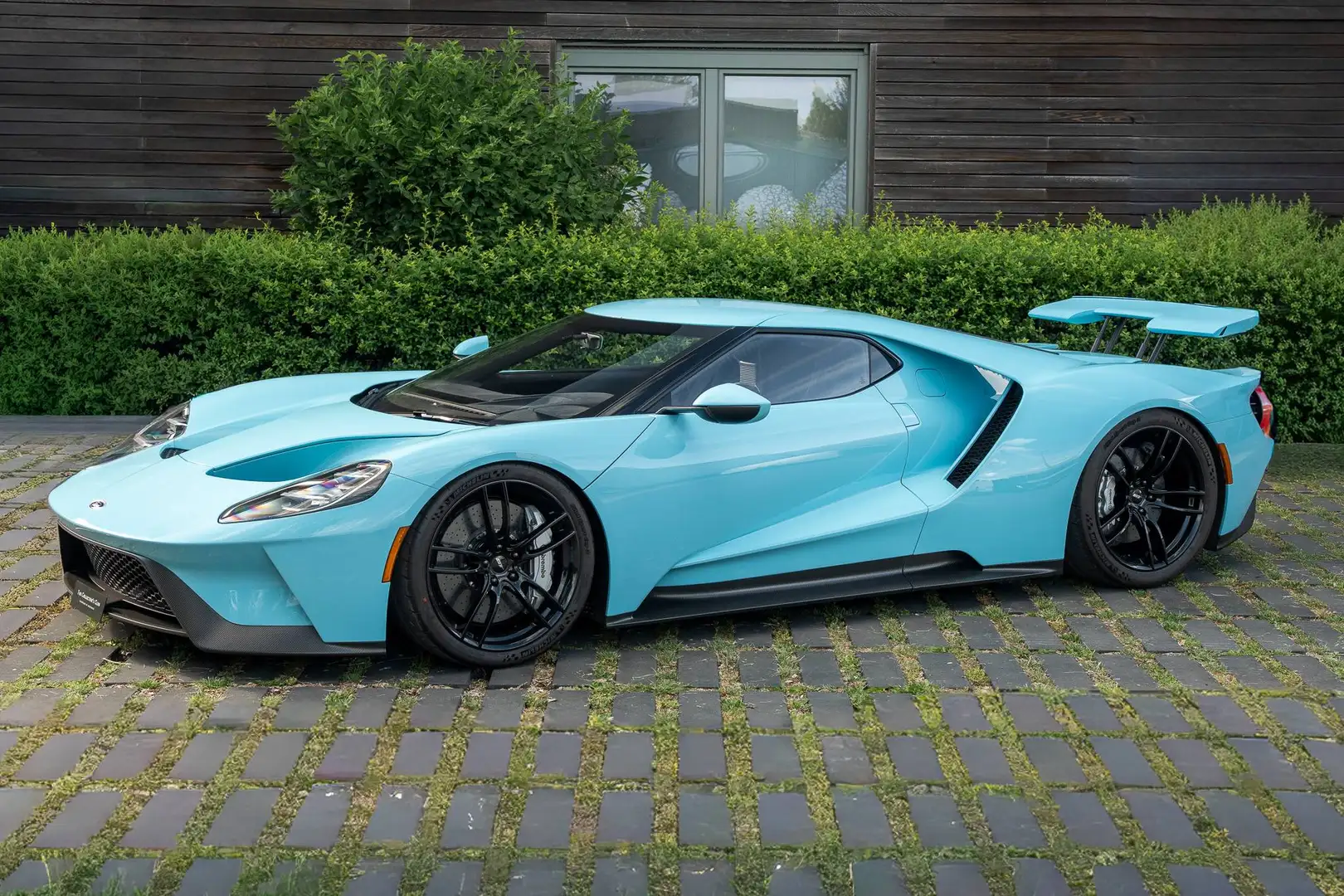 Ford GT 2018 Blau - 1