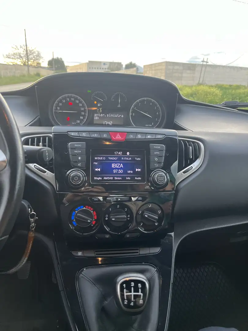 Lancia Ypsilon 0.9 t.air Gold s&s 85cv - 2