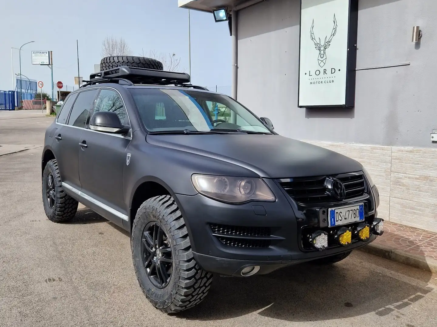 Volkswagen Touareg 2.5 tdi R5 tiptronic dpf FL Negro - 2