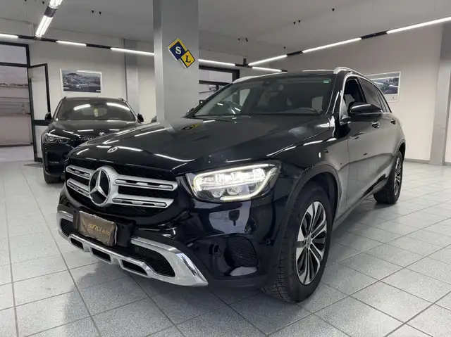 Mercedes-Benz GLC 200 d Sport 4matic UNICO PROP/ LED