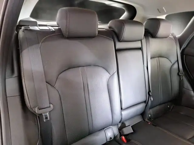 Mazda CX-60 view 11