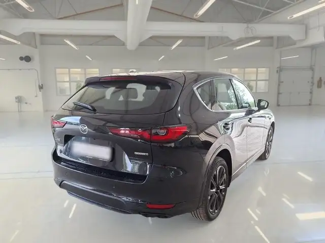 Mazda CX-60 view 4