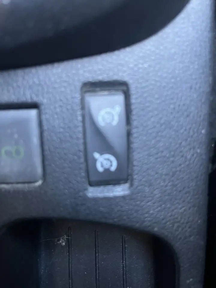 Renault Captur — photo 14