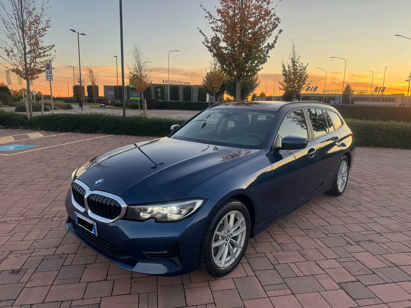 BMW 316 316d Touring mhev 48V Msport auto - 1