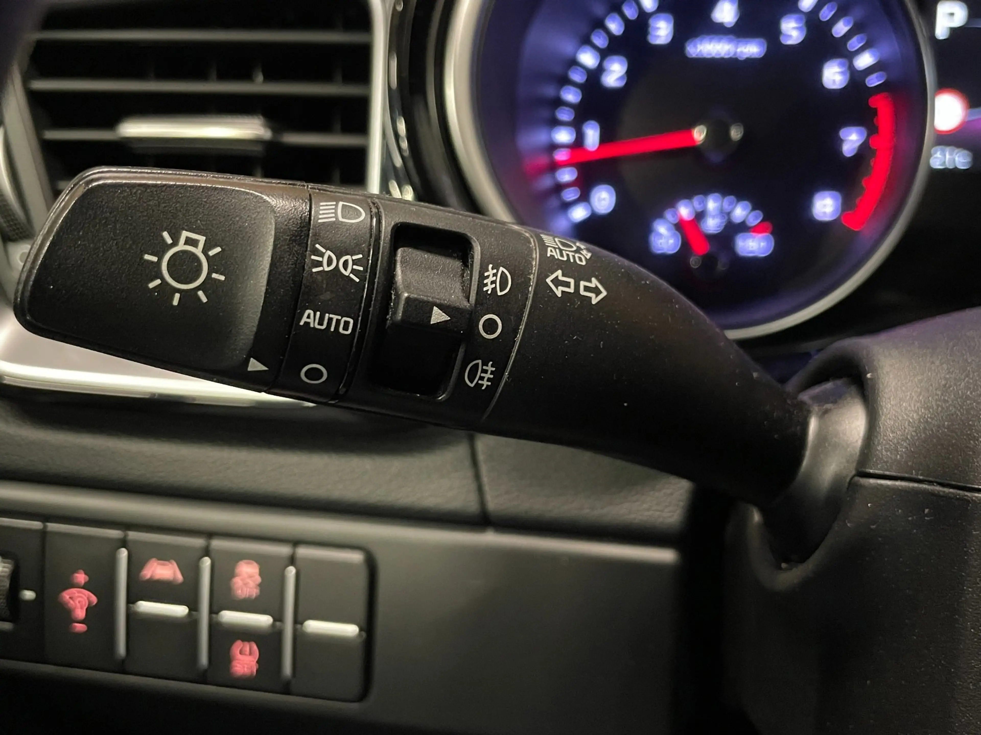 Kia XCeed 1.5 T-GDi DynamicPlusLine|160PK|LEDER|ACC|APPLE CA — photo 46