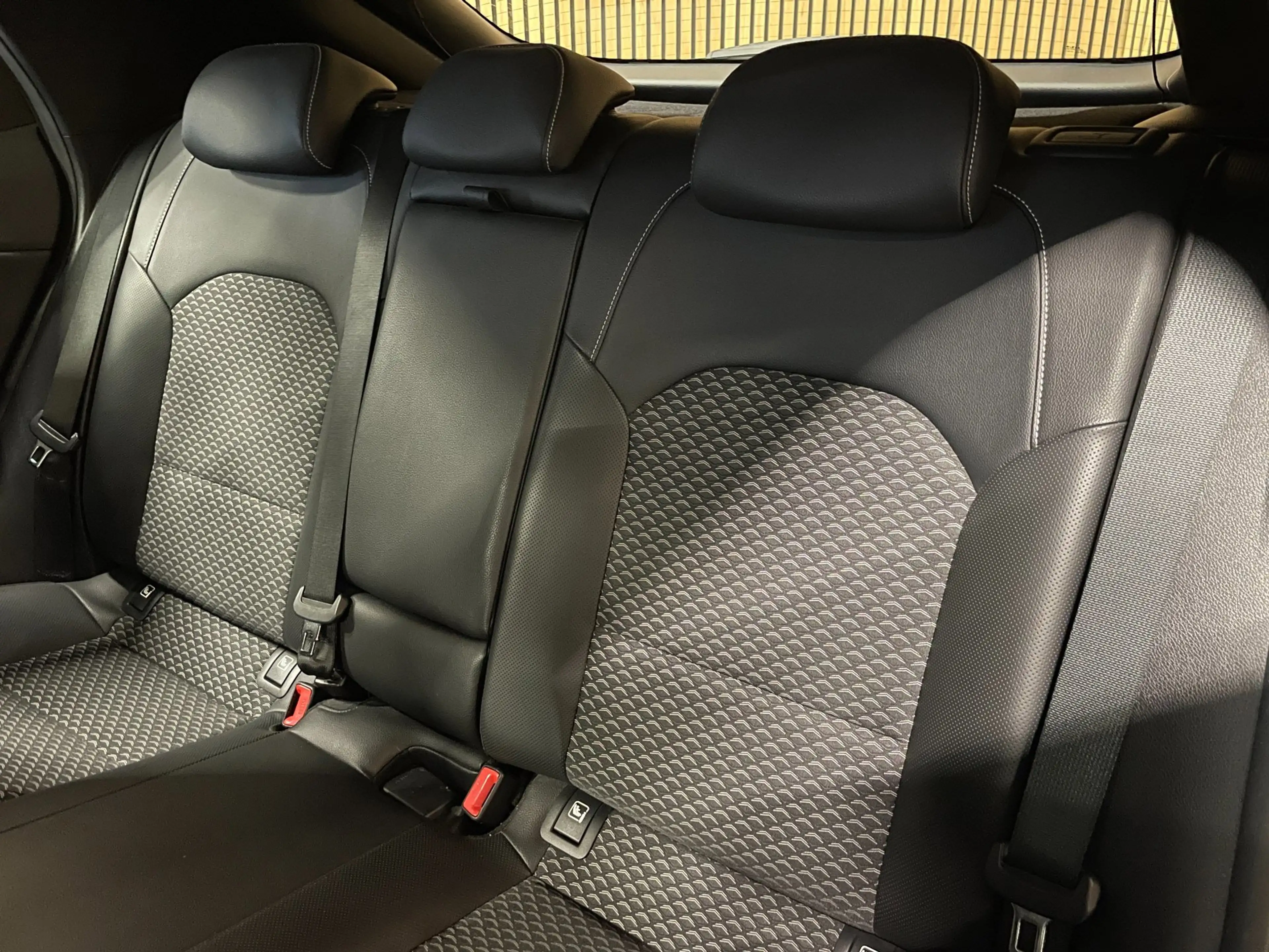 Kia XCeed 1.5 T-GDi DynamicPlusLine|160PK|LEDER|ACC|APPLE CA — photo 35