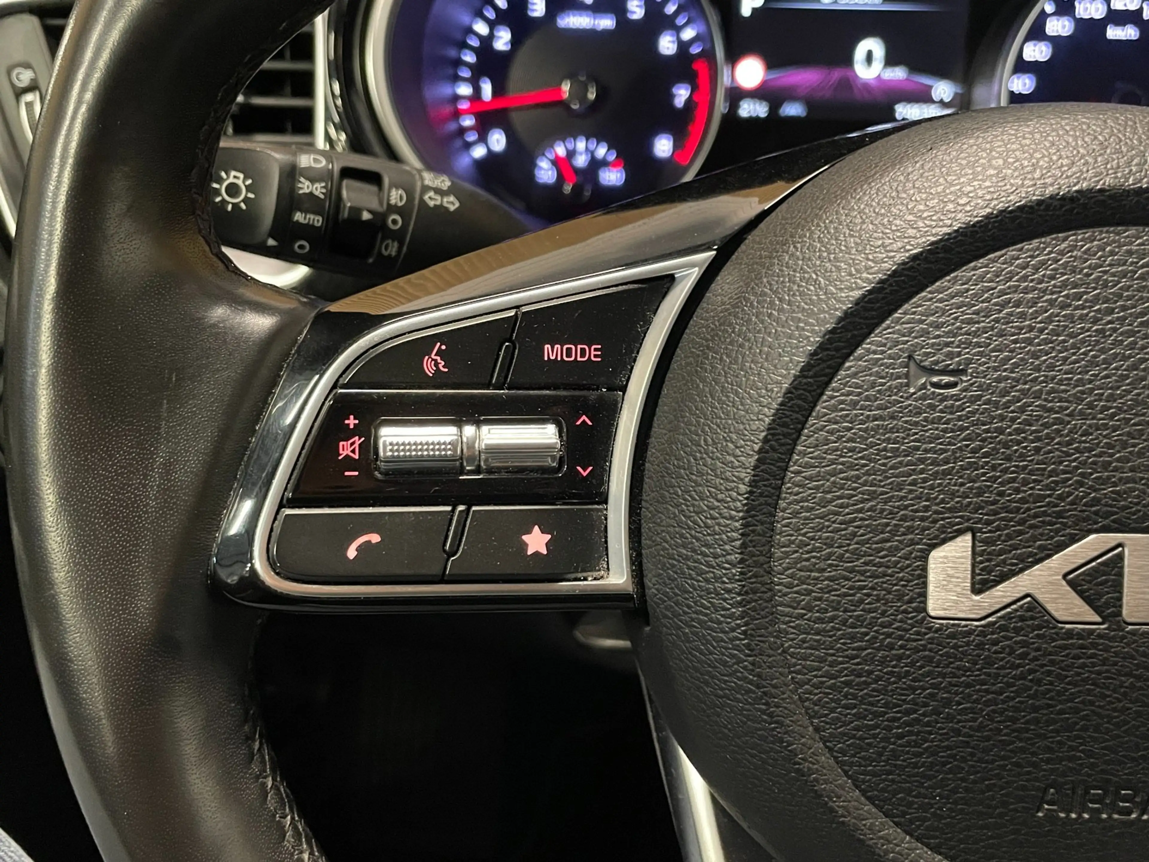 Kia XCeed 1.5 T-GDi DynamicPlusLine|160PK|LEDER|ACC|APPLE CA — photo 44