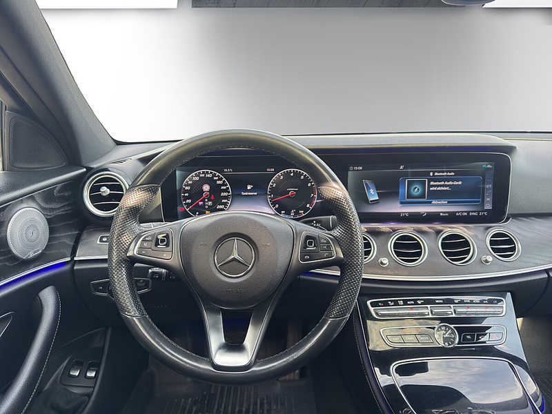 Mercedes-Benz E 400 4MATIC Aut. — photo 15