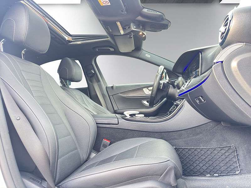 Mercedes-Benz E 400 4MATIC Aut. — photo 12