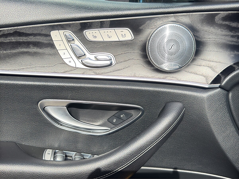 Mercedes-Benz E 400 4MATIC Aut. — photo 14