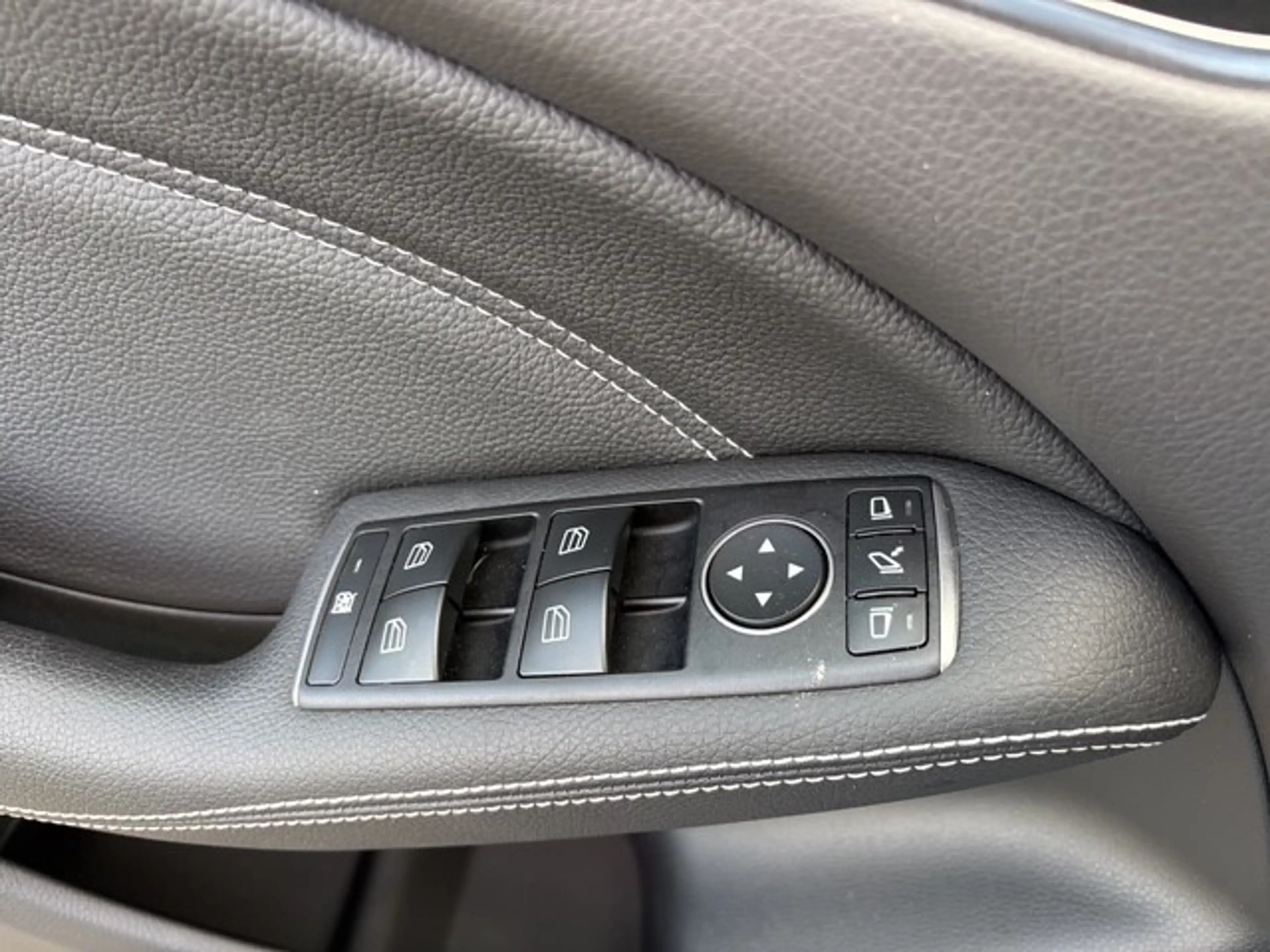 Mercedes-Benz B 200 Prestige | Navi Camera | Cruise | 32.675 km Dealer — photo 19