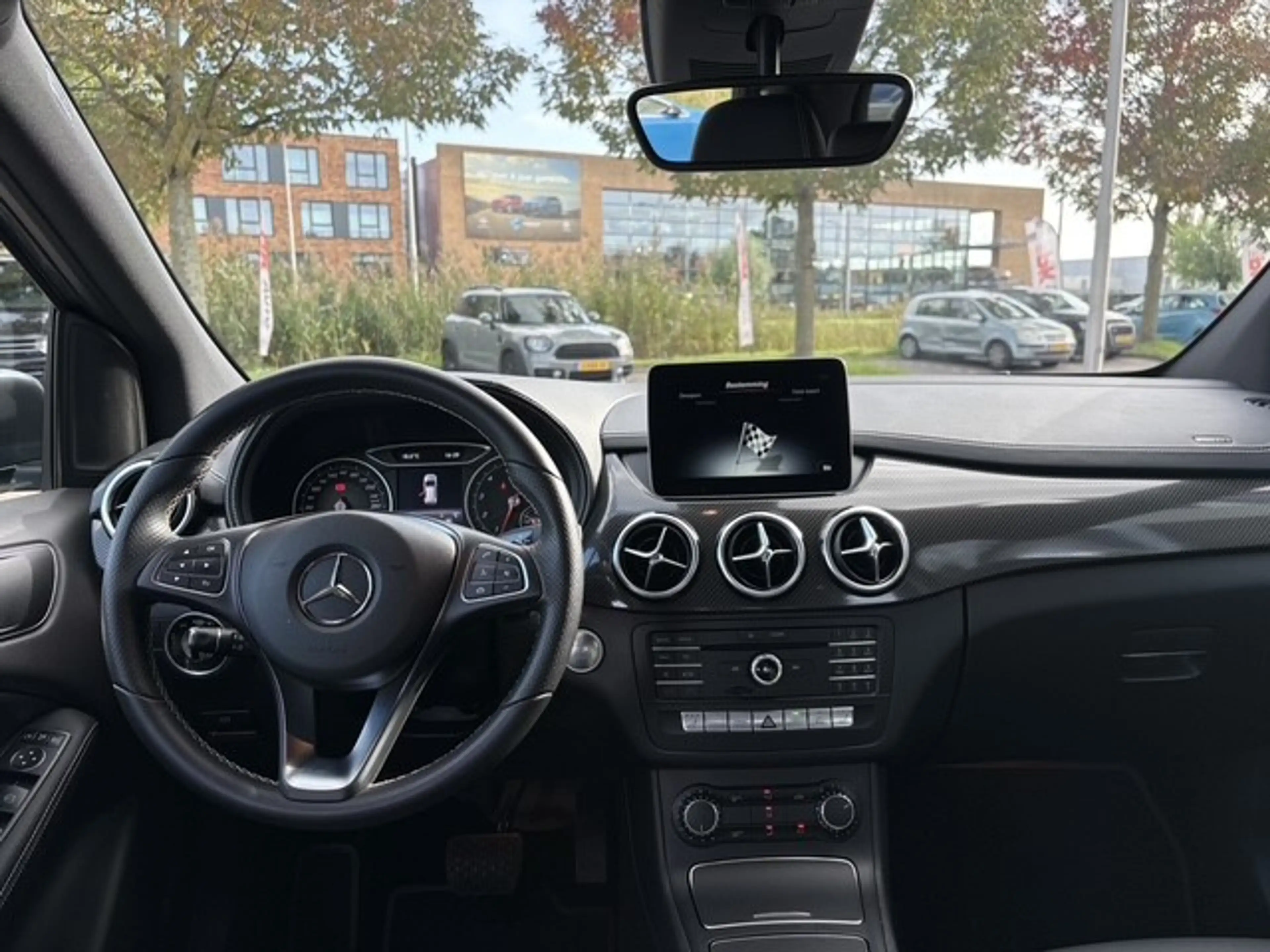 Mercedes-Benz B 200 Prestige | Navi Camera | Cruise | 32.675 km Dealer — photo 20