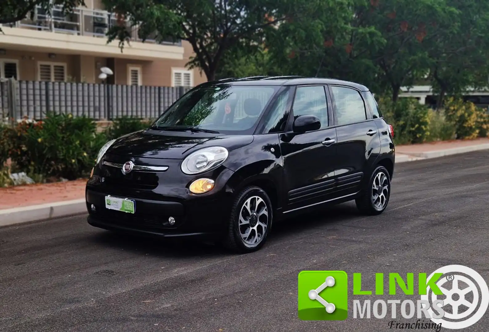 Fiat 500L 1.6 Multijet 120 CV Pop Star Nero - 1