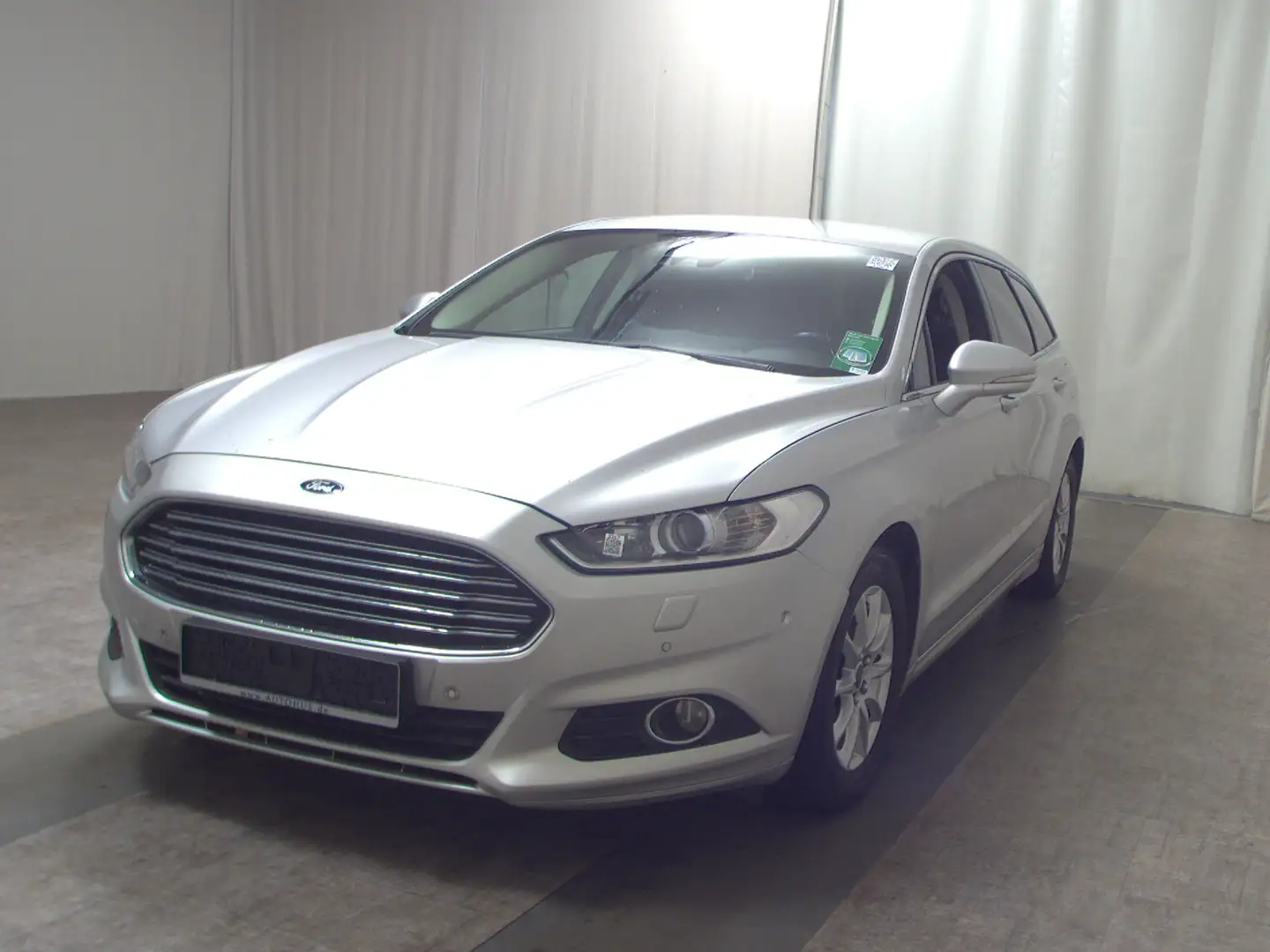 Ford Mondeo Turnier 2.0 TDCi Trend Navi AHK PDC SHZ Plateado - 2