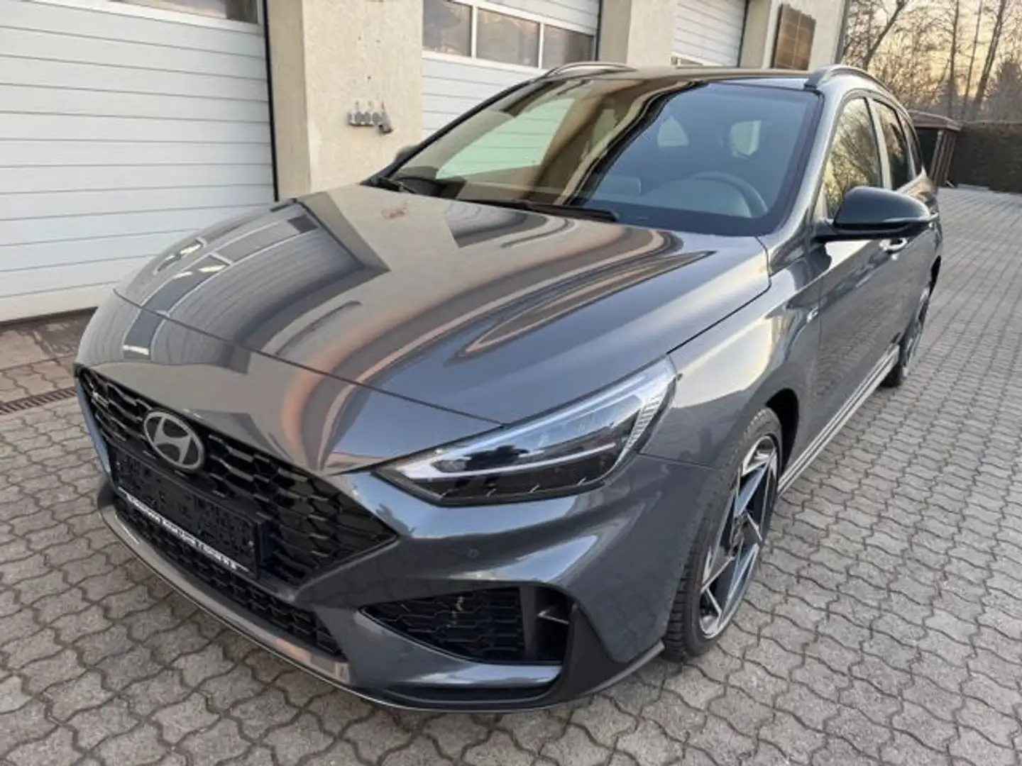 Hyundai i30 1.5 T-GDI Hybrid N Line DCT Gris - 1