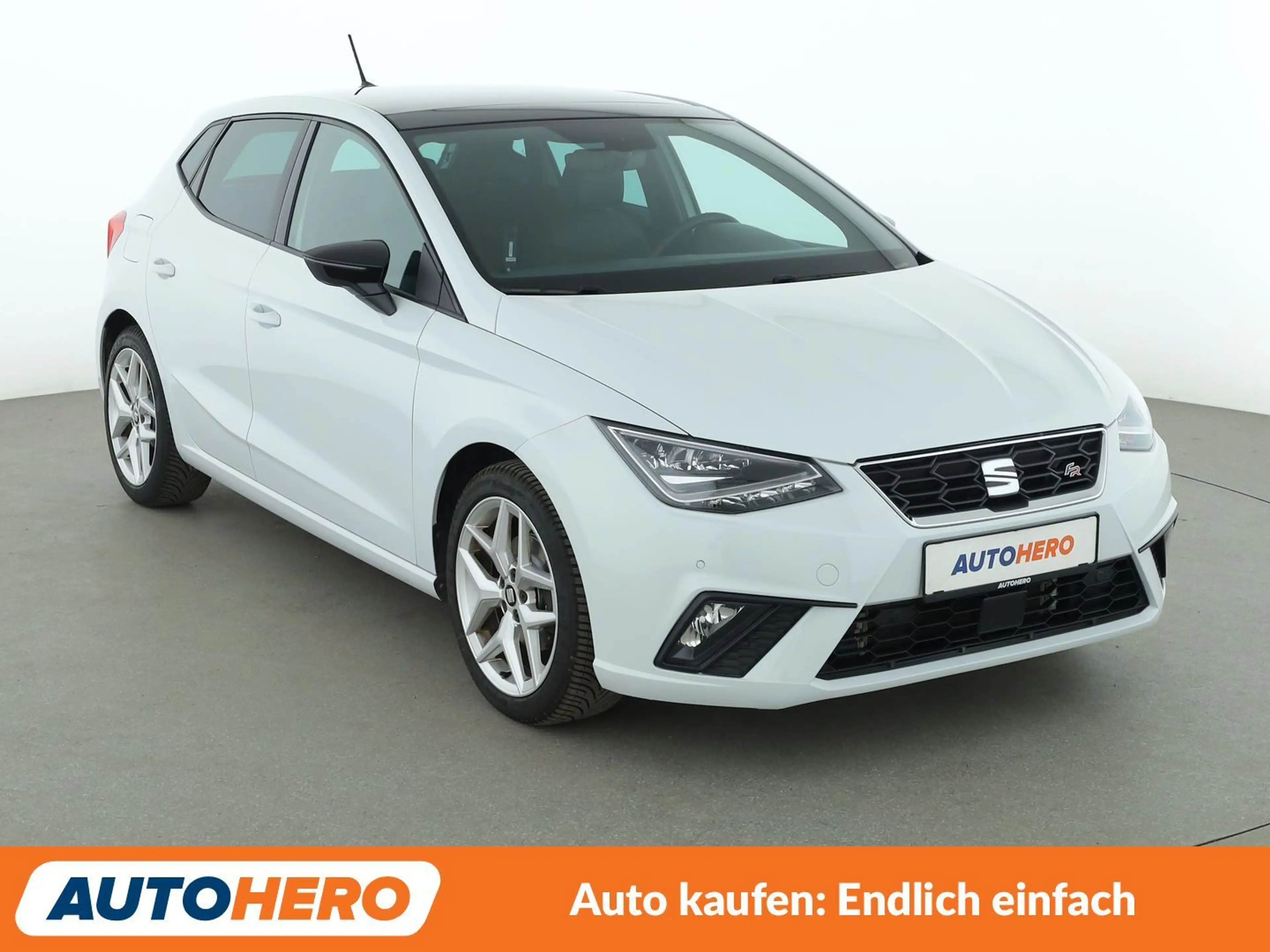 SEAT Ibiza 1.0 TSI FR Aut.*NAV*LED*ACC*CAM*PDC*SHZ*PANO*BT* — photo 8