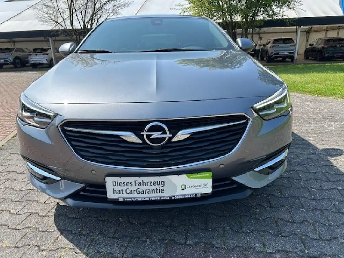 Opel Insignia Innovation Grau - 2