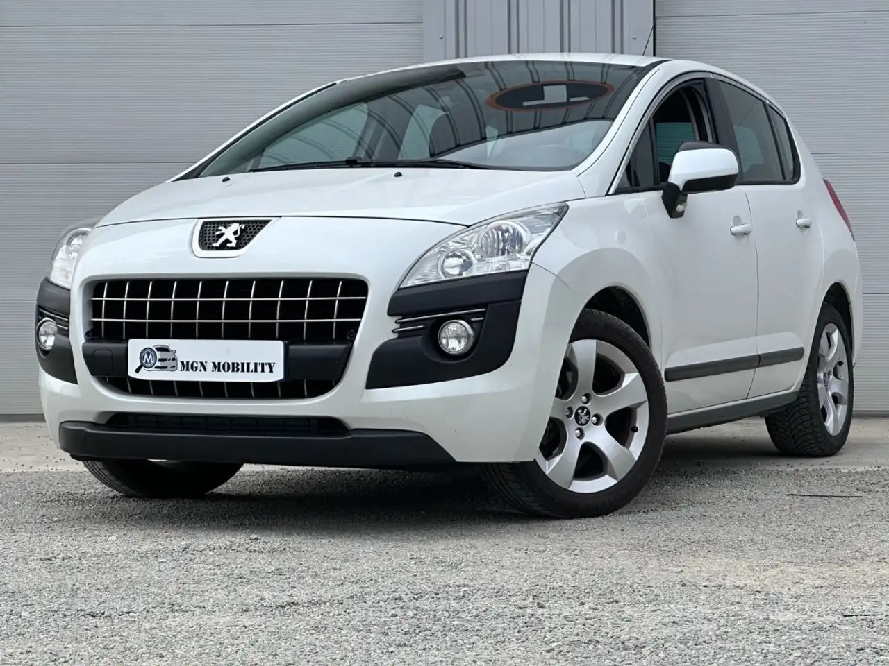 Peugeot 3008 ACTIVE HDI 115