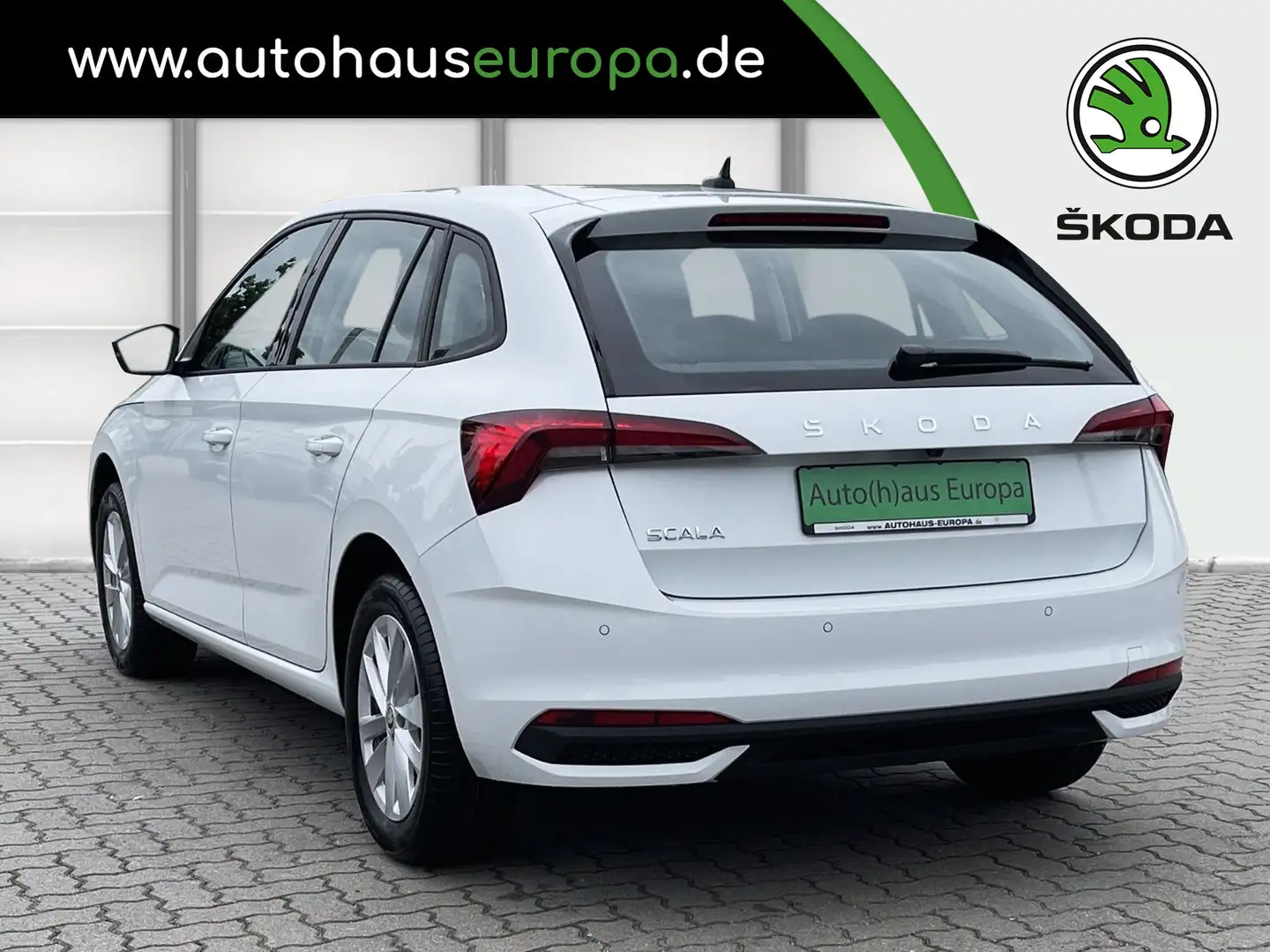 Skoda Scala 1.0 TSI DSG Selection ACC FLA SpurH LM Weiß - 2