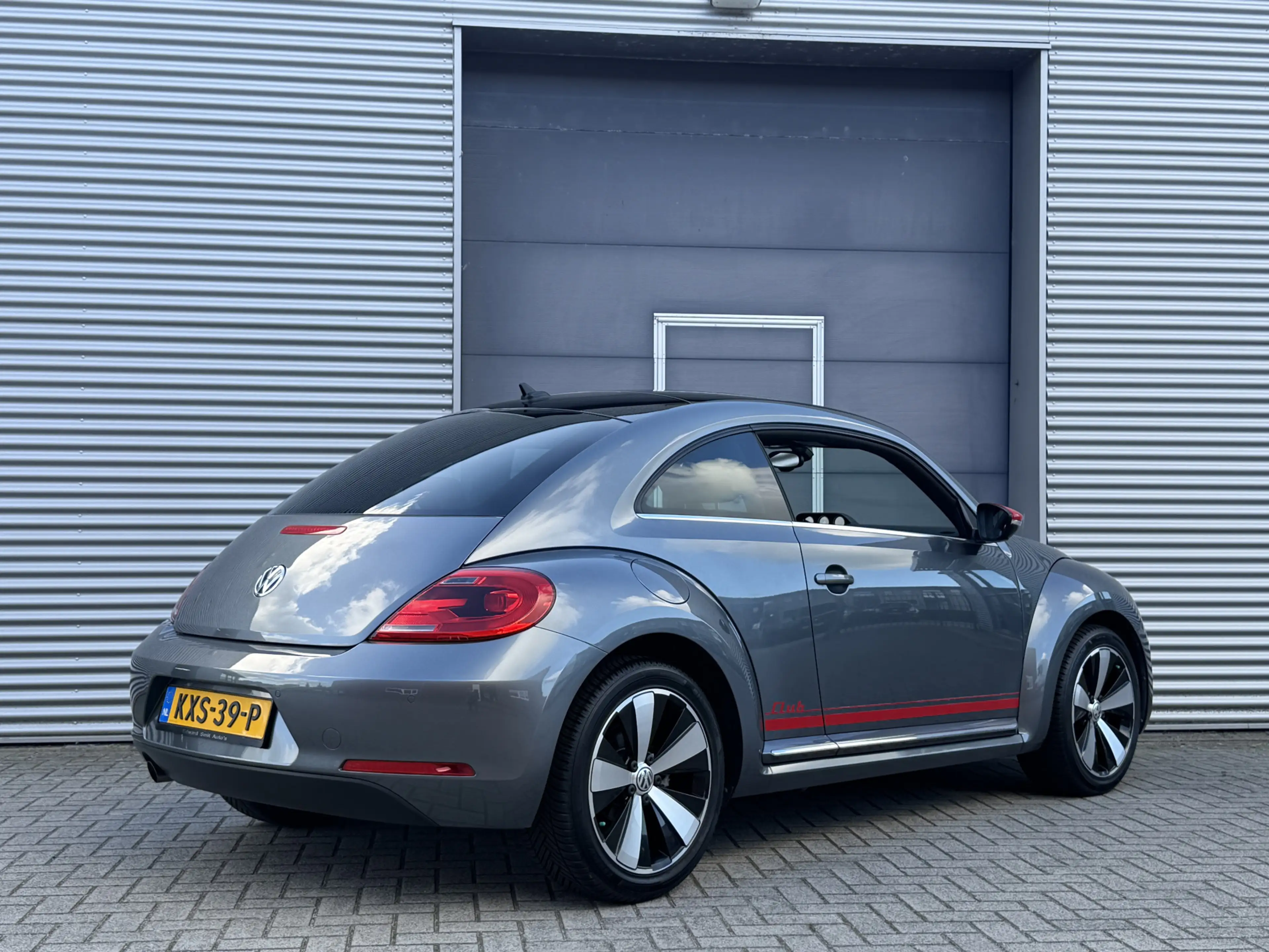 Volkswagen Beetle 1.2 TSI Club I Navi I Clima I PDC — photo 5