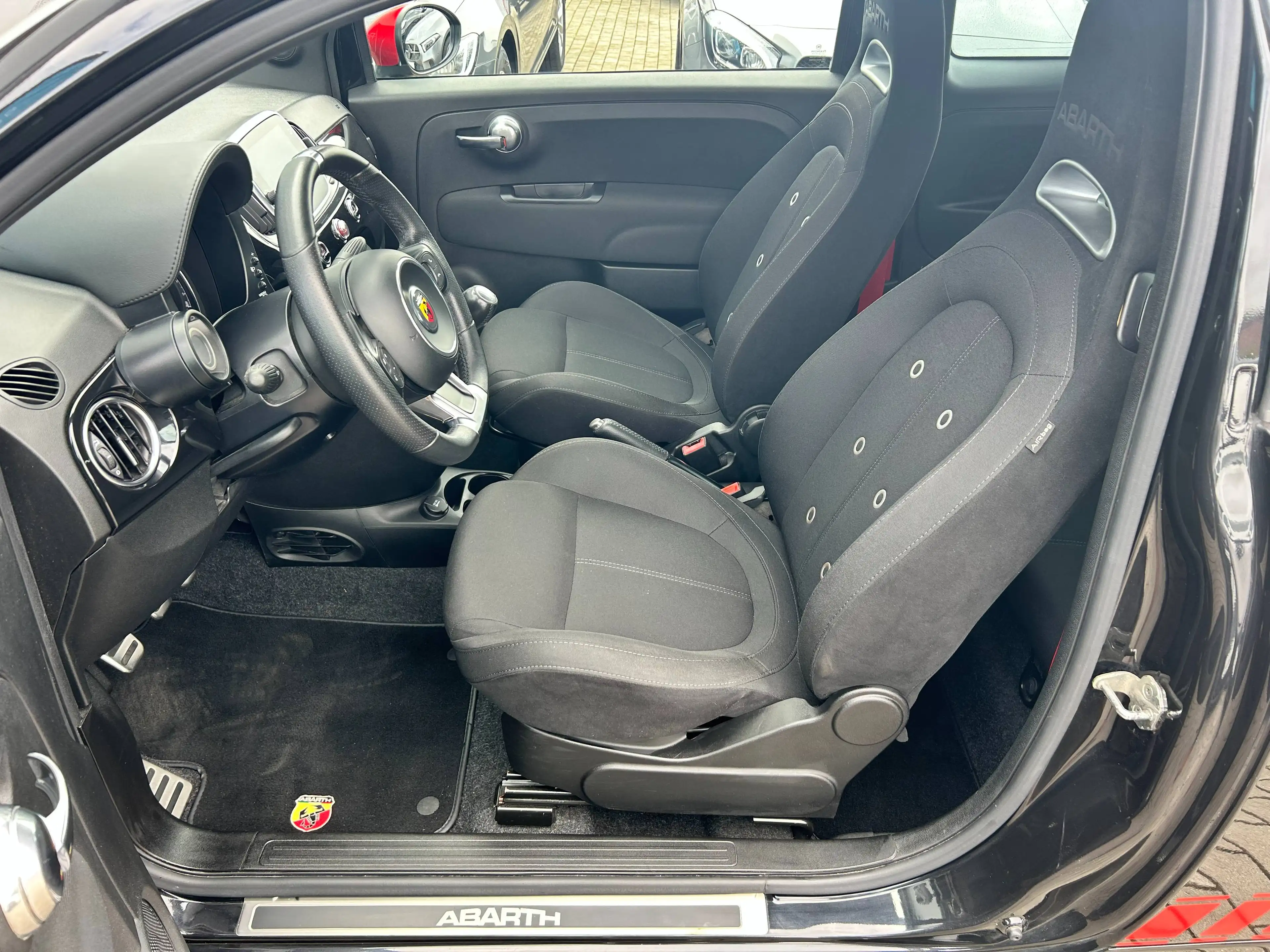 Abarth 500 595 1.4 Turbo Corsa — photo 15