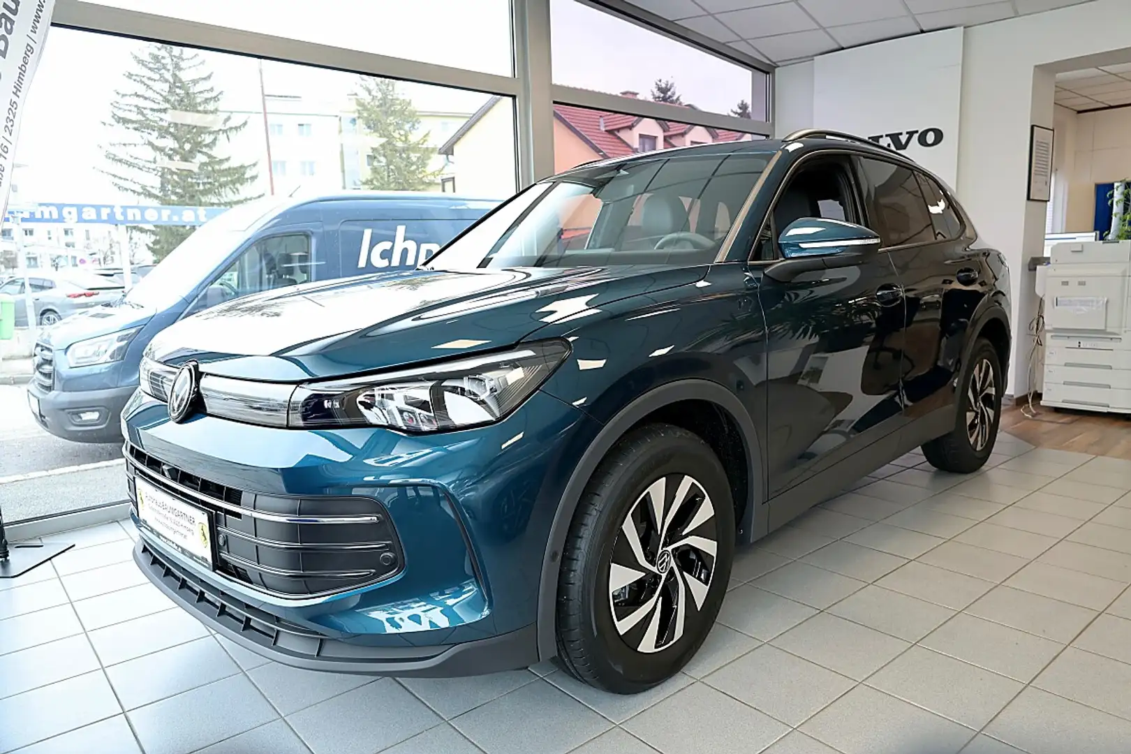 Volkswagen Tiguan eTSI Friends DSG Blau - 2