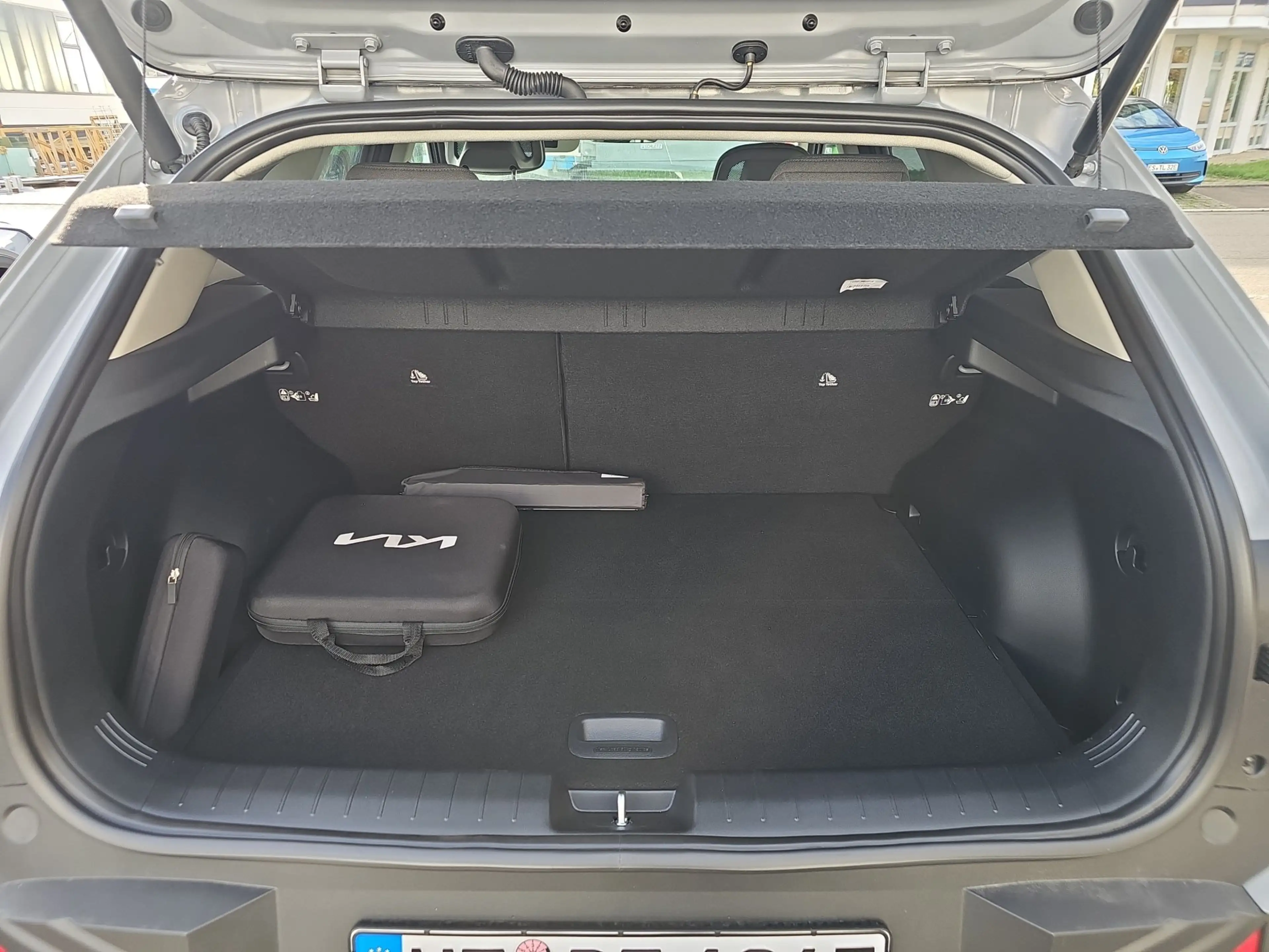 Kia EV4 Elektro 81 kW/h Earth ACC KeyLess LED Navi — photo 13