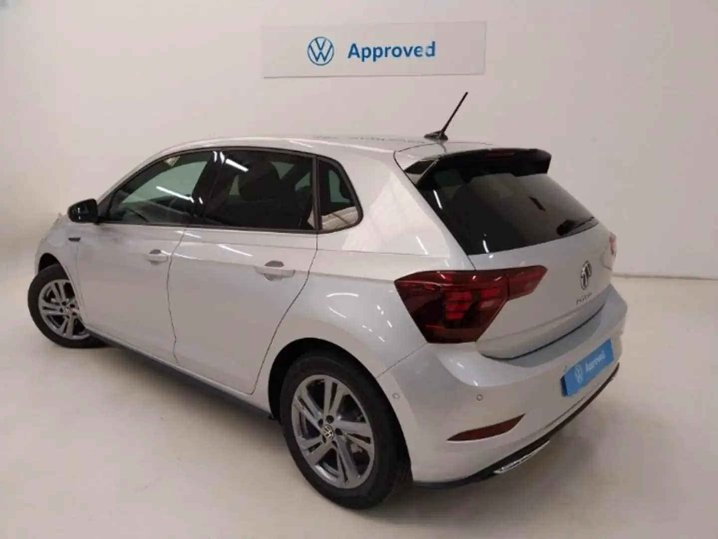 Volkswagen Polo 1.0 TSI R-Line DSG 81kW Zilver - 2