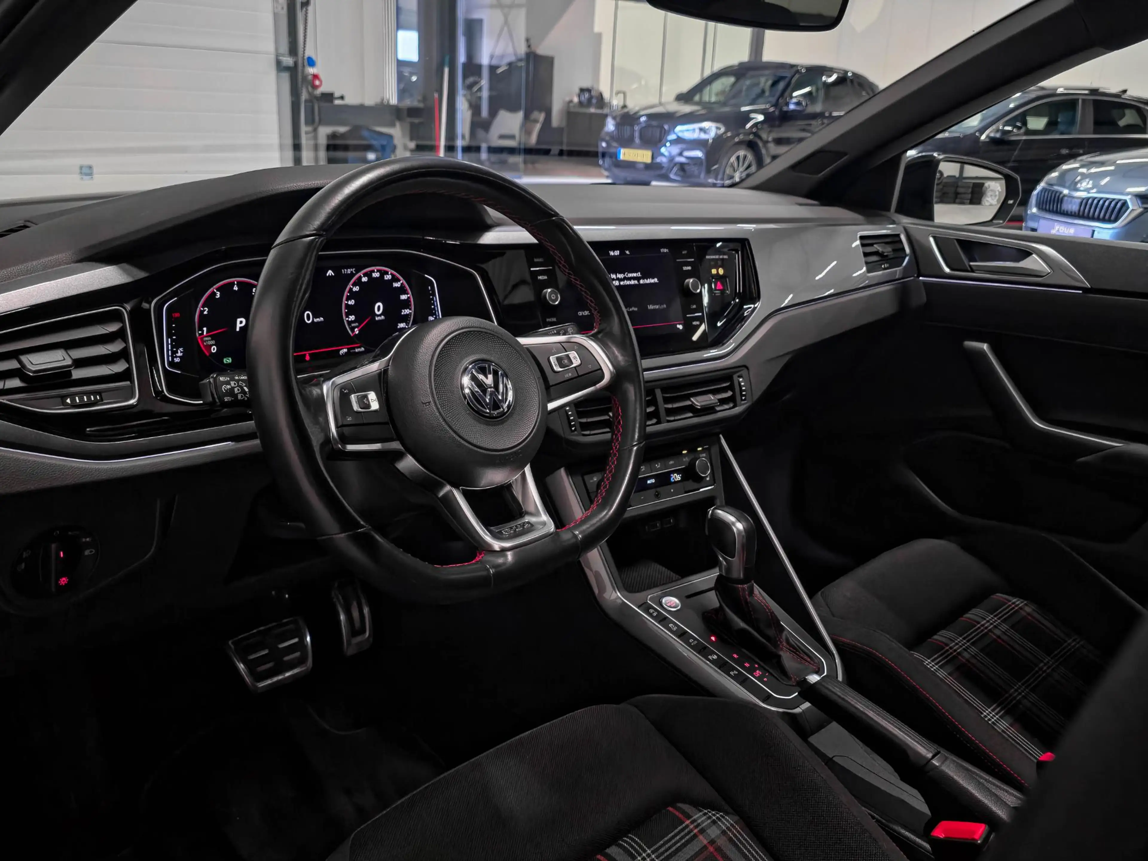 Volkswagen Polo GTI 2.0 TSI | Panoramadak | Dealer onderhouden | Keyle — photo 5