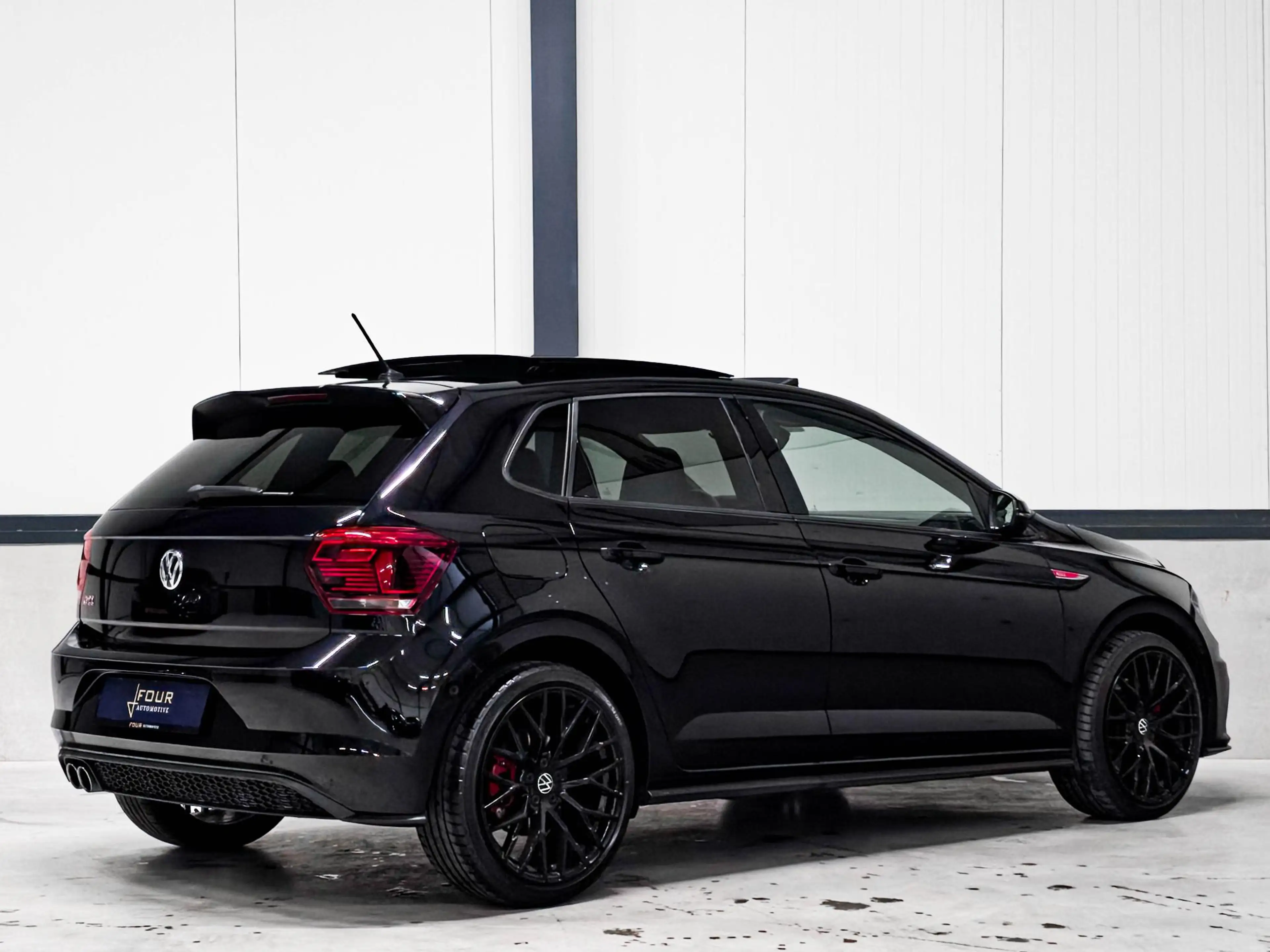 Volkswagen Polo GTI 2.0 TSI | Panoramadak | Dealer onderhouden | Keyle — photo 2