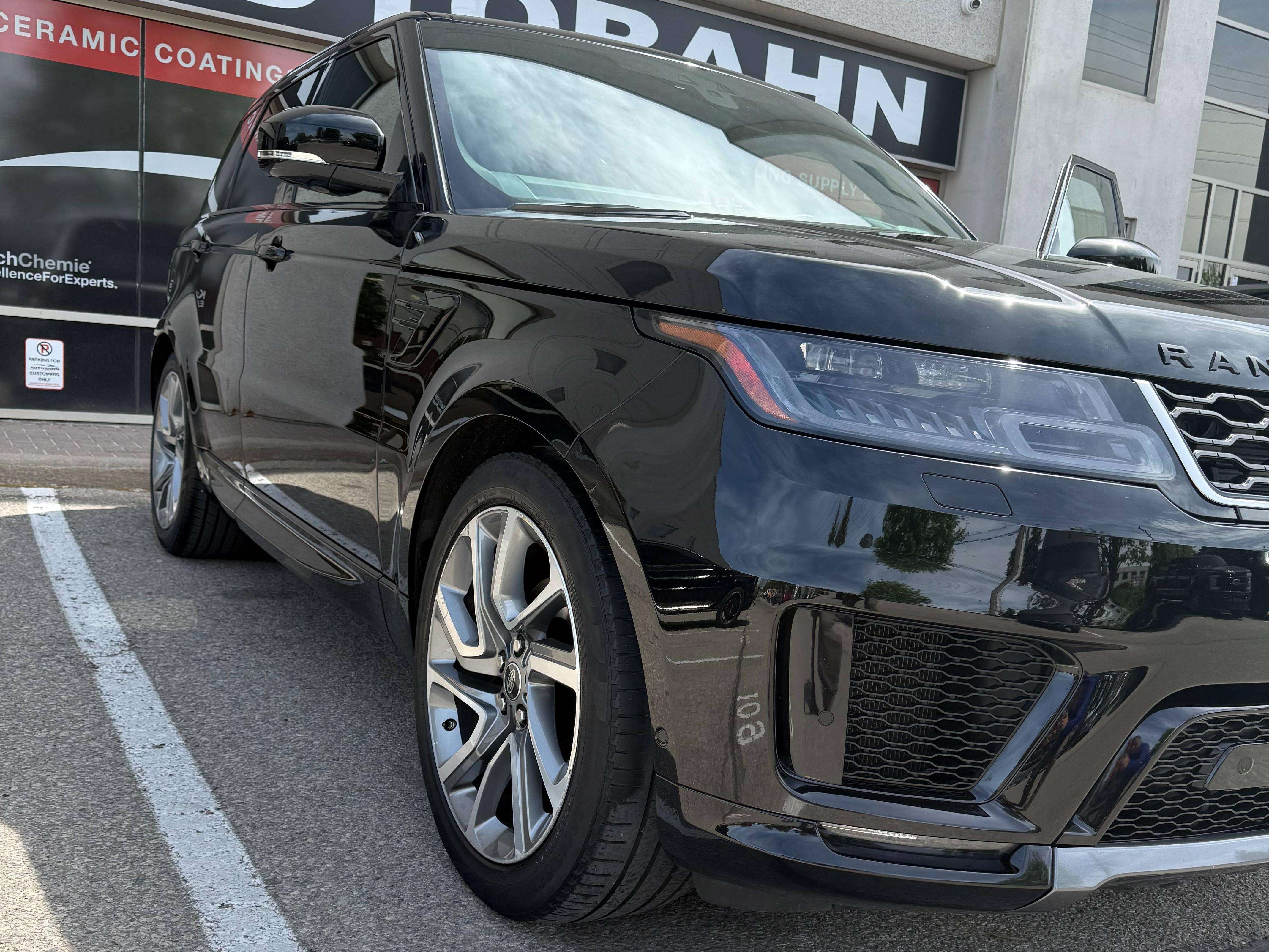 2019 Land Rover Range Rover Sport HSE alt 4