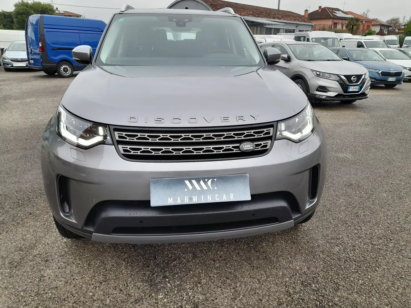 Land Rover Discovery Discovery 2.0 sd4 SE 240cv 7 POSTI auto GANCIO TRA Grigio - 2