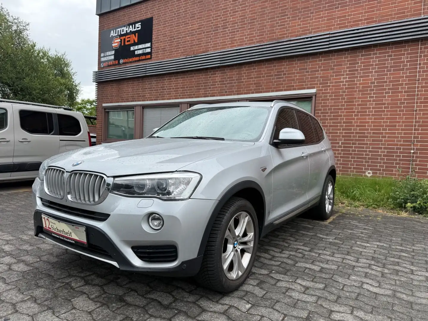 BMW X3 xDrive *PANO*LEDER*Bi-XENON*KAMERA*HK* Argent - 1