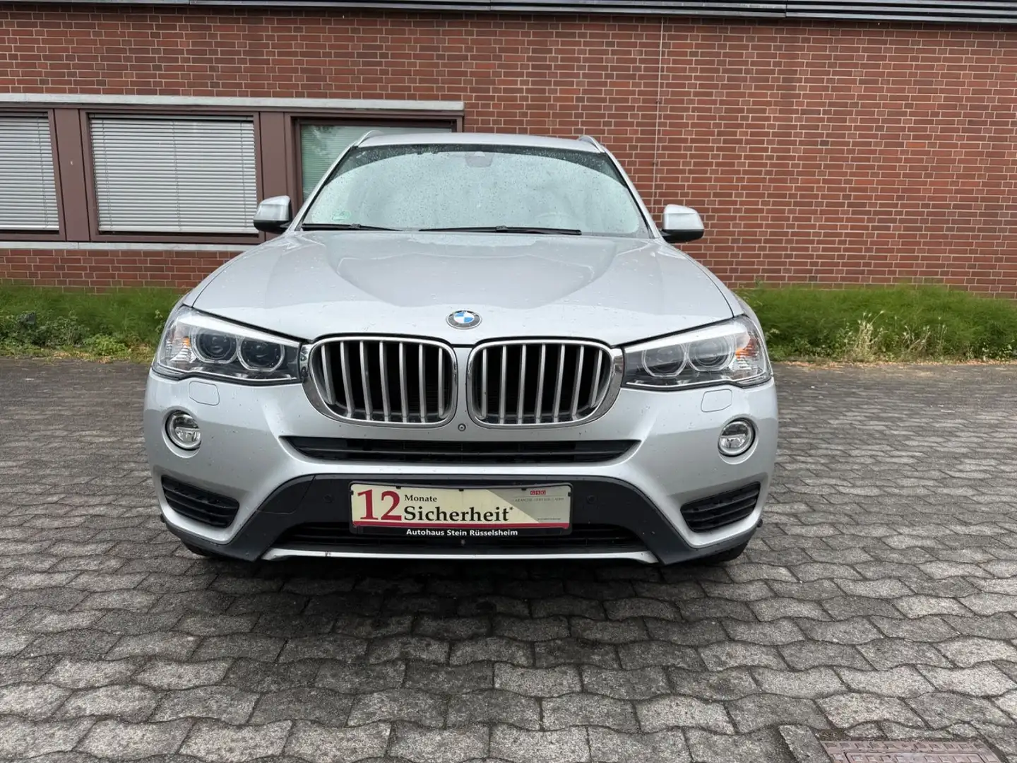 BMW X3 xDrive *PANO*LEDER*Bi-XENON*KAMERA*HK* Argent - 2