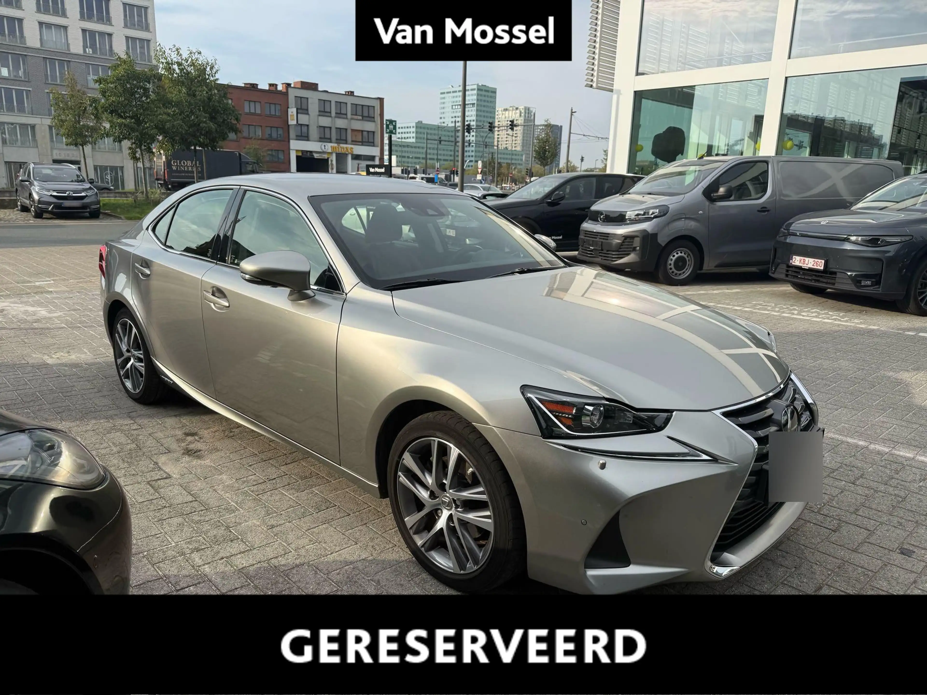Lexus IS 300 IS 300h