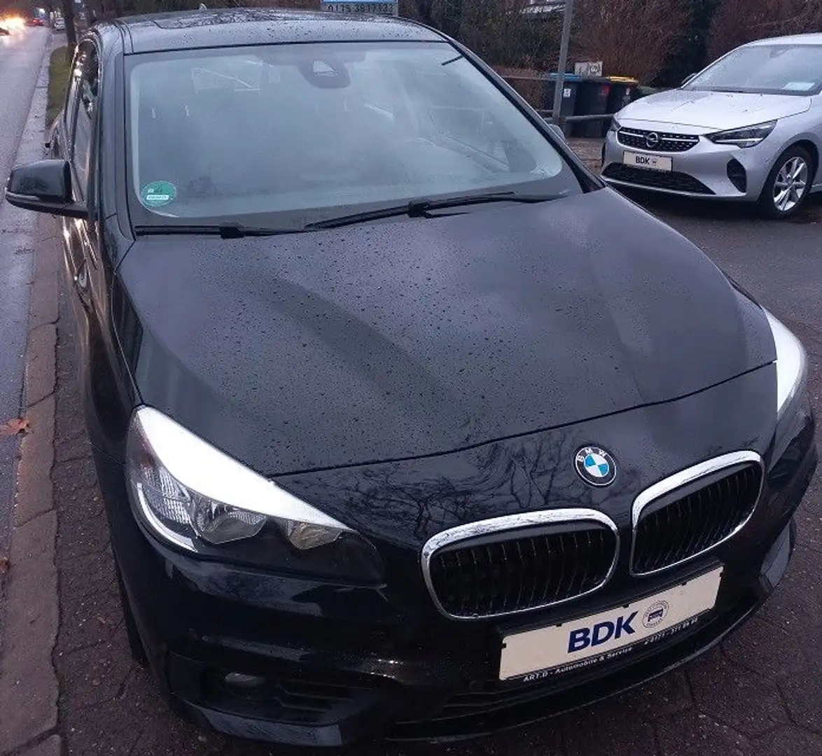 BMW 216 d Active Tourer Klima SHZ Navi LMF el.GSHDach Black - 2