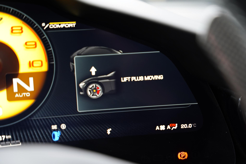 Ferrari Purosangue 6.5 V12 / Retrofit Steering Wheel / Full Carbon / — photo 13