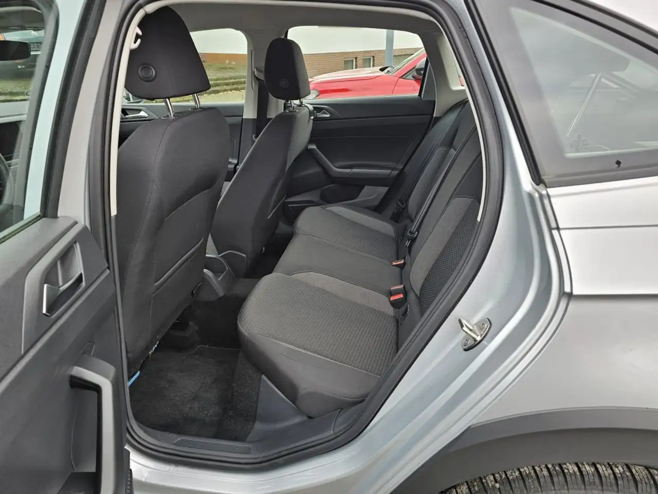 Volkswagen Taigo 1.0 TSI LED SHZ Navi-APP Klima 11