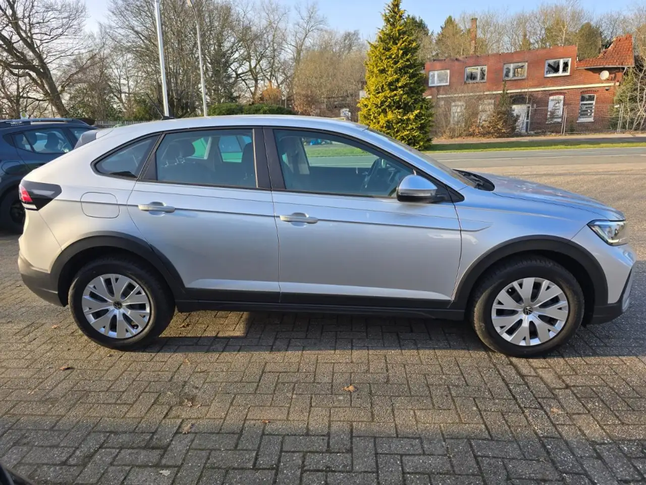 Volkswagen Taigo 1.0 TSI LED SHZ Navi-APP Klima 4