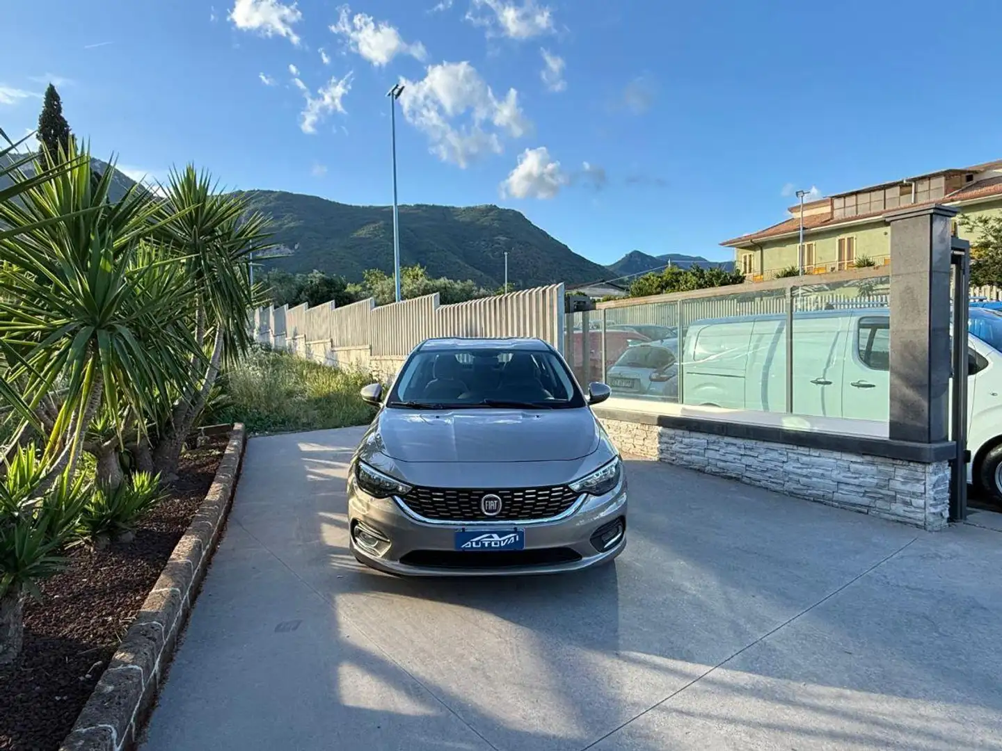 Fiat Tipo 1.3 Mjt 4p. Lounge Beige - 2